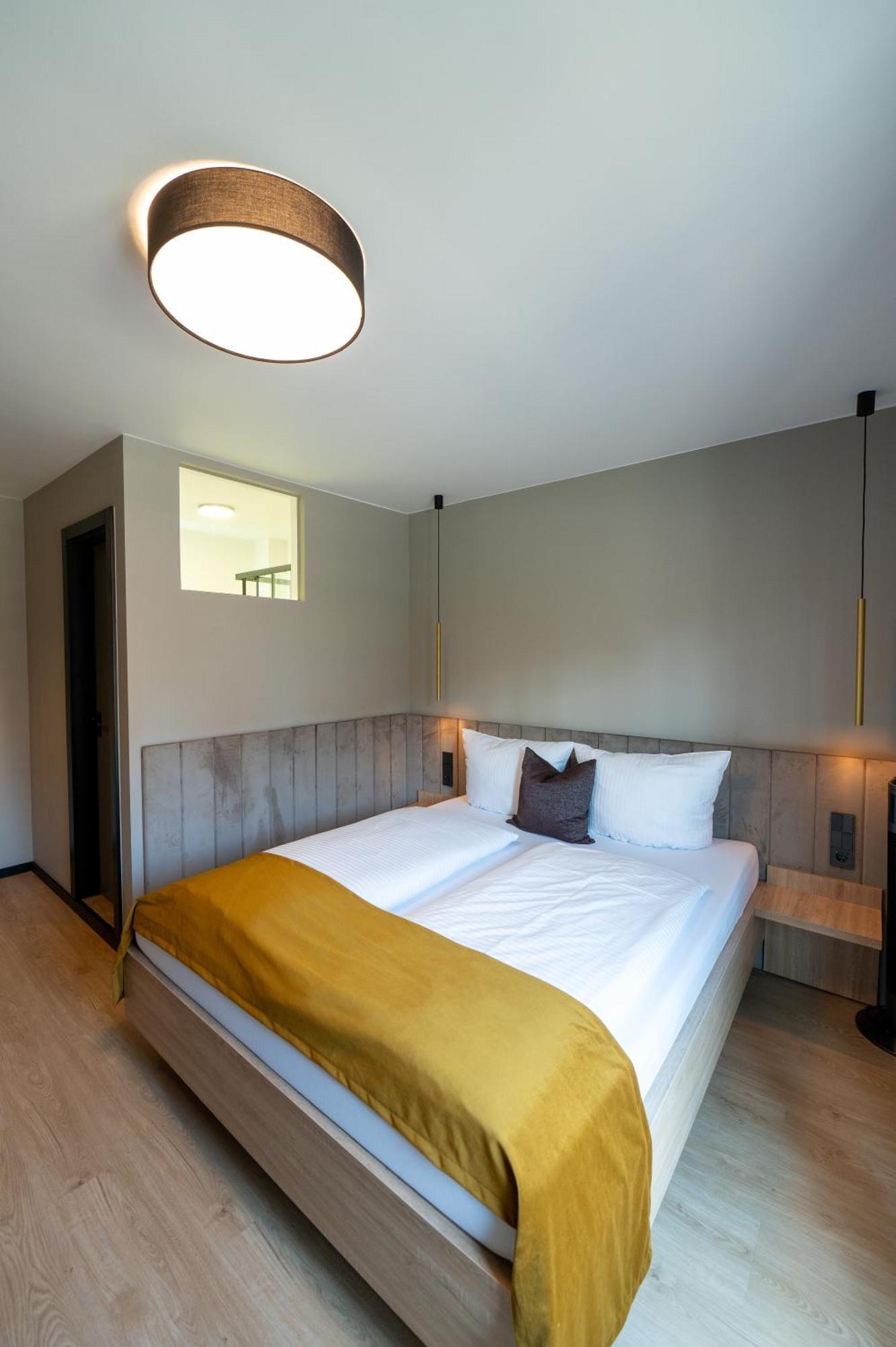 V Business Apartments Бёблинген Экстерьер фото